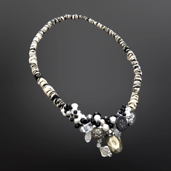 Stacy Leigh Jewelry - Handmade Vintage Buttons and Baubles Necklace